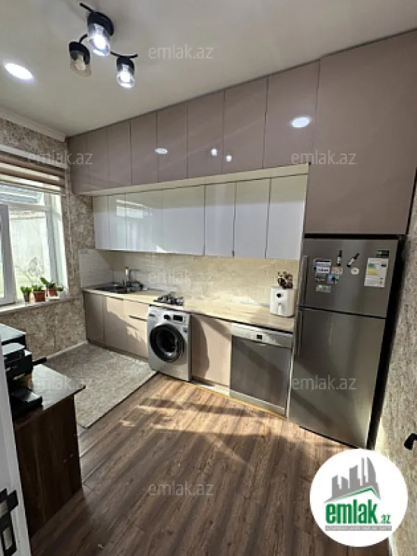 Satılır 4 otaqlı həyət evi 155 m²