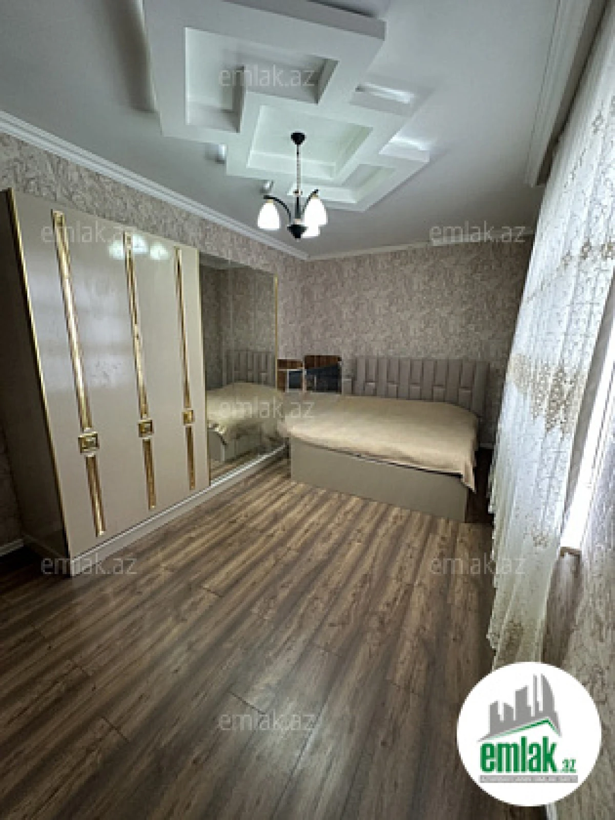 Satılır 4 otaqlı həyət evi 155 m²