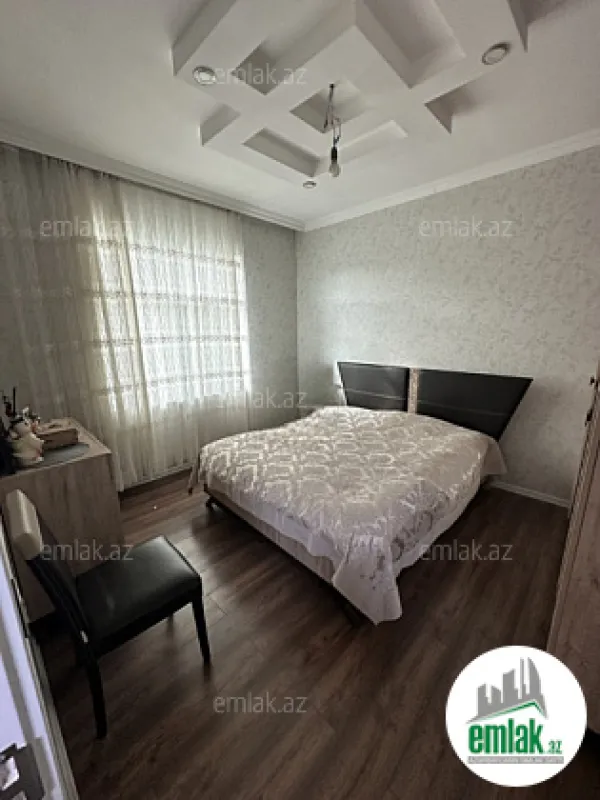Satılır 4 otaqlı həyət evi 155 m²