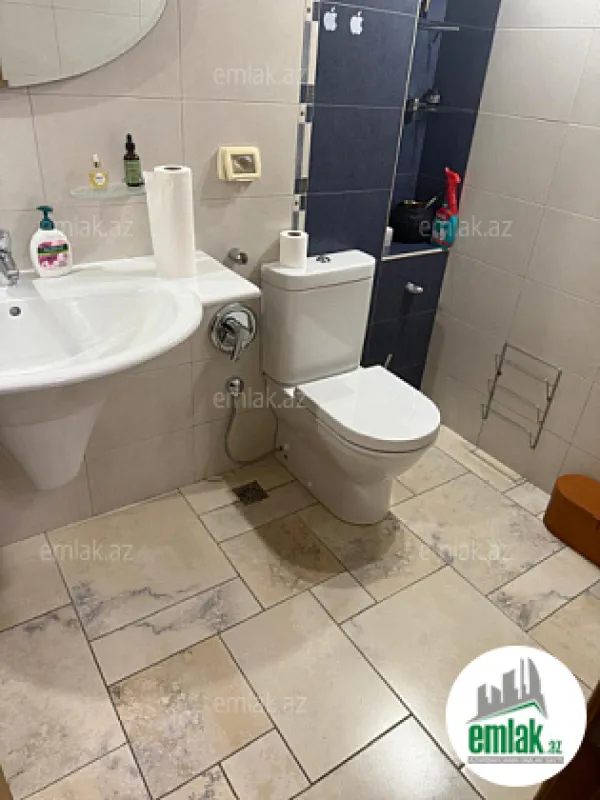 Satılır 4 otaqlı yeni tikili 210 m²