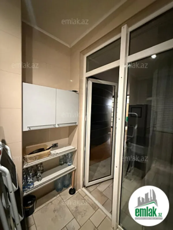 Satılır 4 otaqlı yeni tikili 210 m²