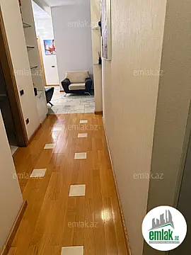 Satılır 4 otaqlı yeni tikili 210 m²