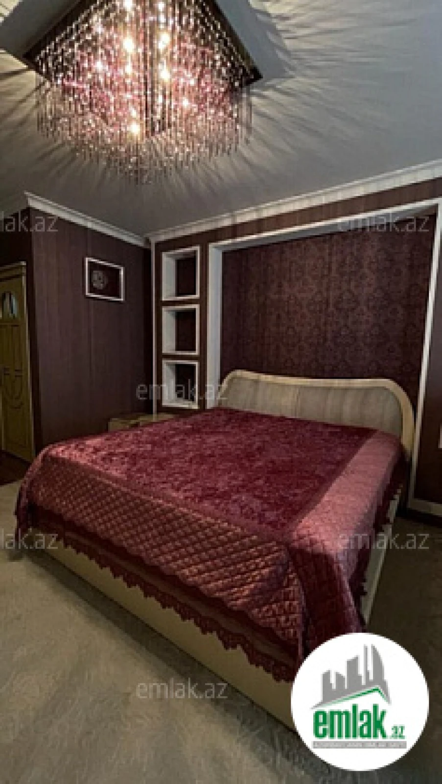 Satılır 5 otaqlı köhnə tikili 232 m²