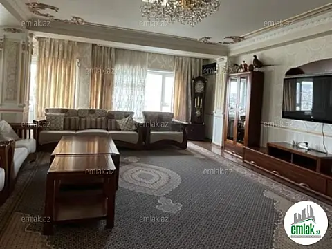 Satılır 5 otaqlı köhnə tikili 232 m²