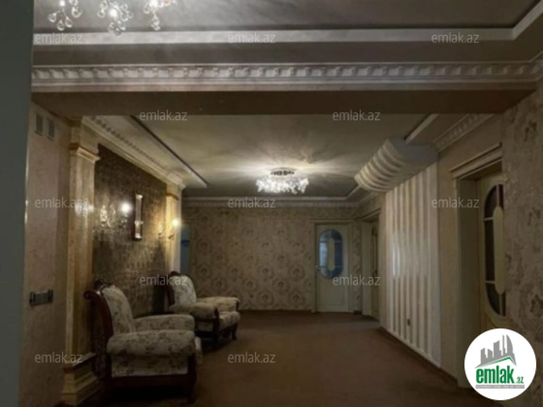 Satılır 5 otaqlı köhnə tikili 232 m²