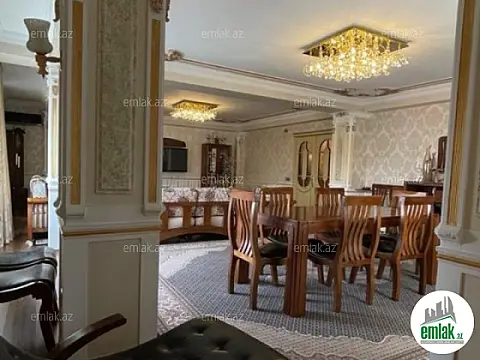 Satılır 5 otaqlı köhnə tikili 232 m²