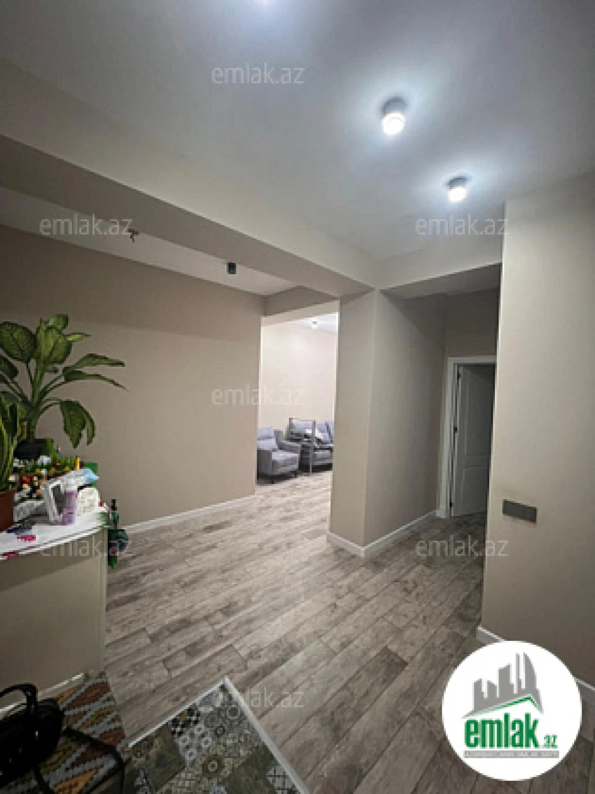 Satılır 2 otaqlı yeni tikili 66 m²