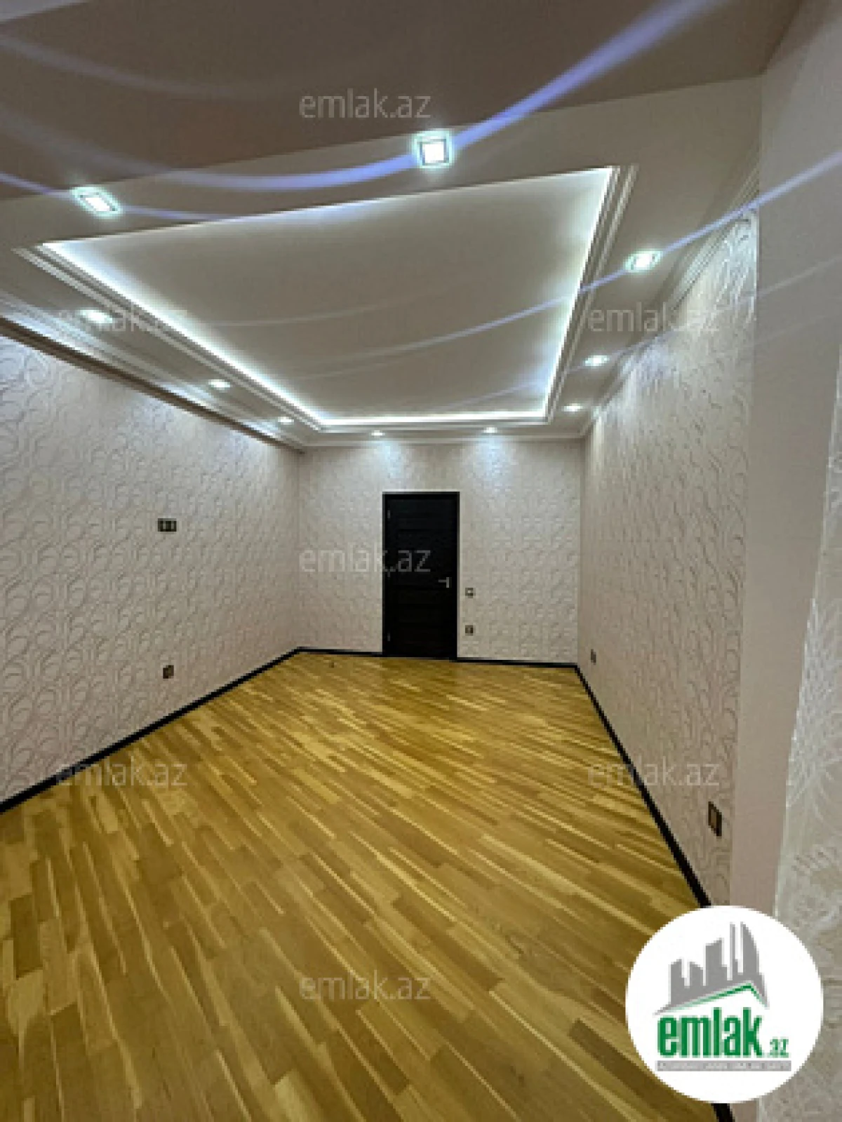 Satılır 3 otaqlı yeni tikili 122 m²
