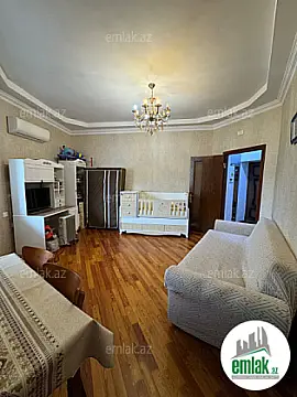 Satılır 2 otaqlı köhnə tikili 38 m²