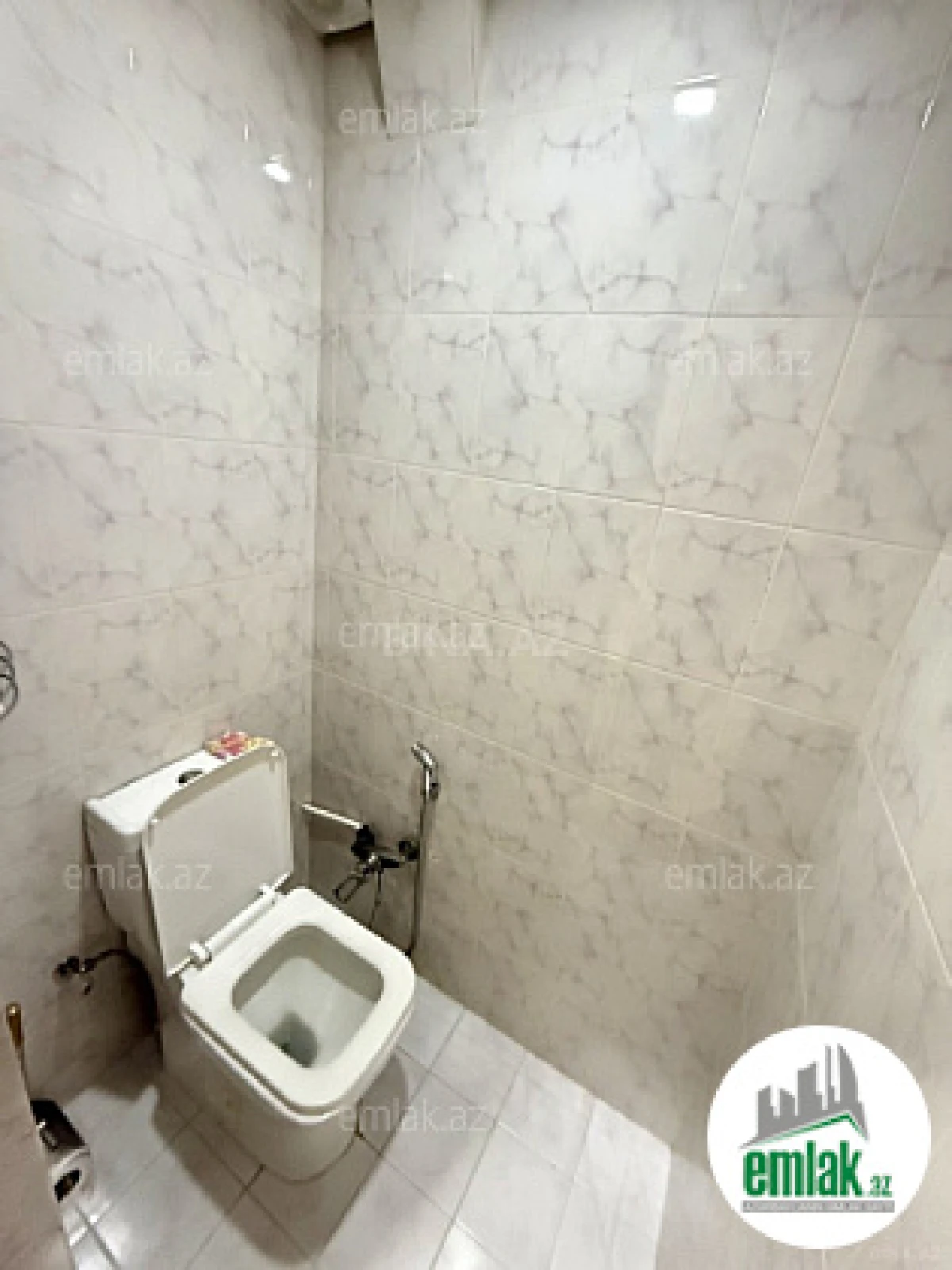 Satılır 3 otaqlı köhnə tikili 85 m²