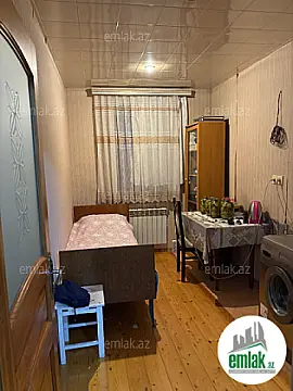 Satılır 3 otaqlı köhnə tikili 85 m²