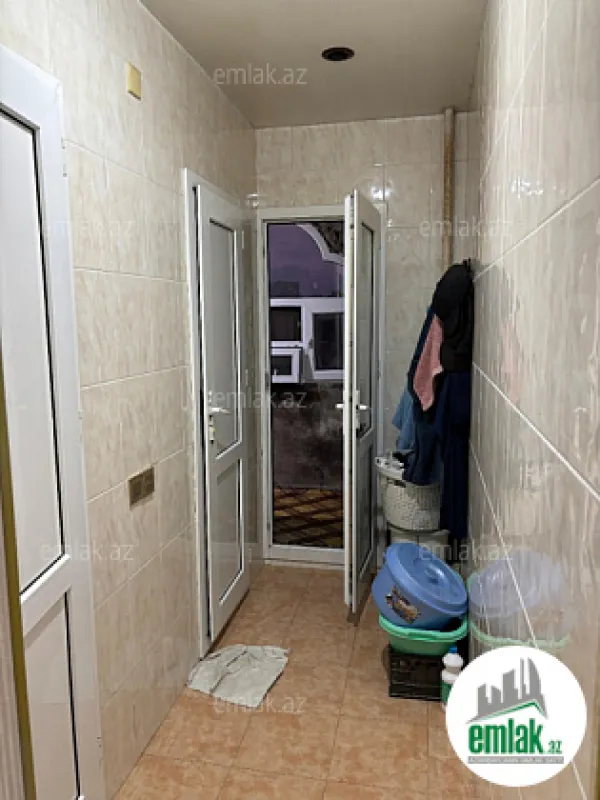 Satılır 3 otaqlı köhnə tikili 85 m²