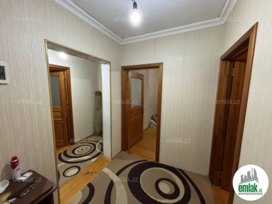 Satılır 3 otaqlı köhnə tikili 85 m²