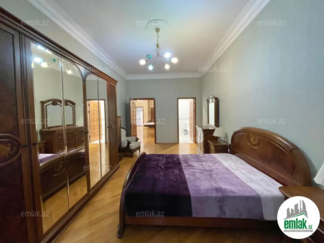 Satılır 3 otaqlı yeni tikili 145 m²