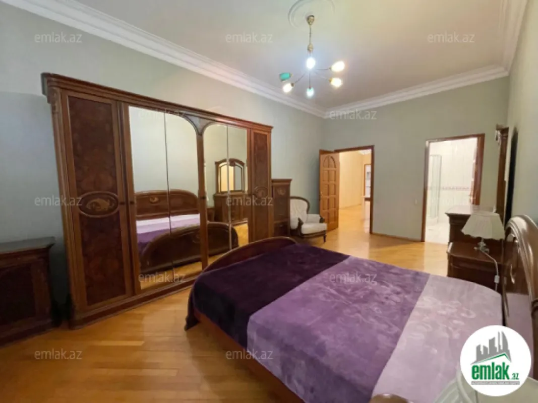 Satılır 3 otaqlı yeni tikili 145 m²