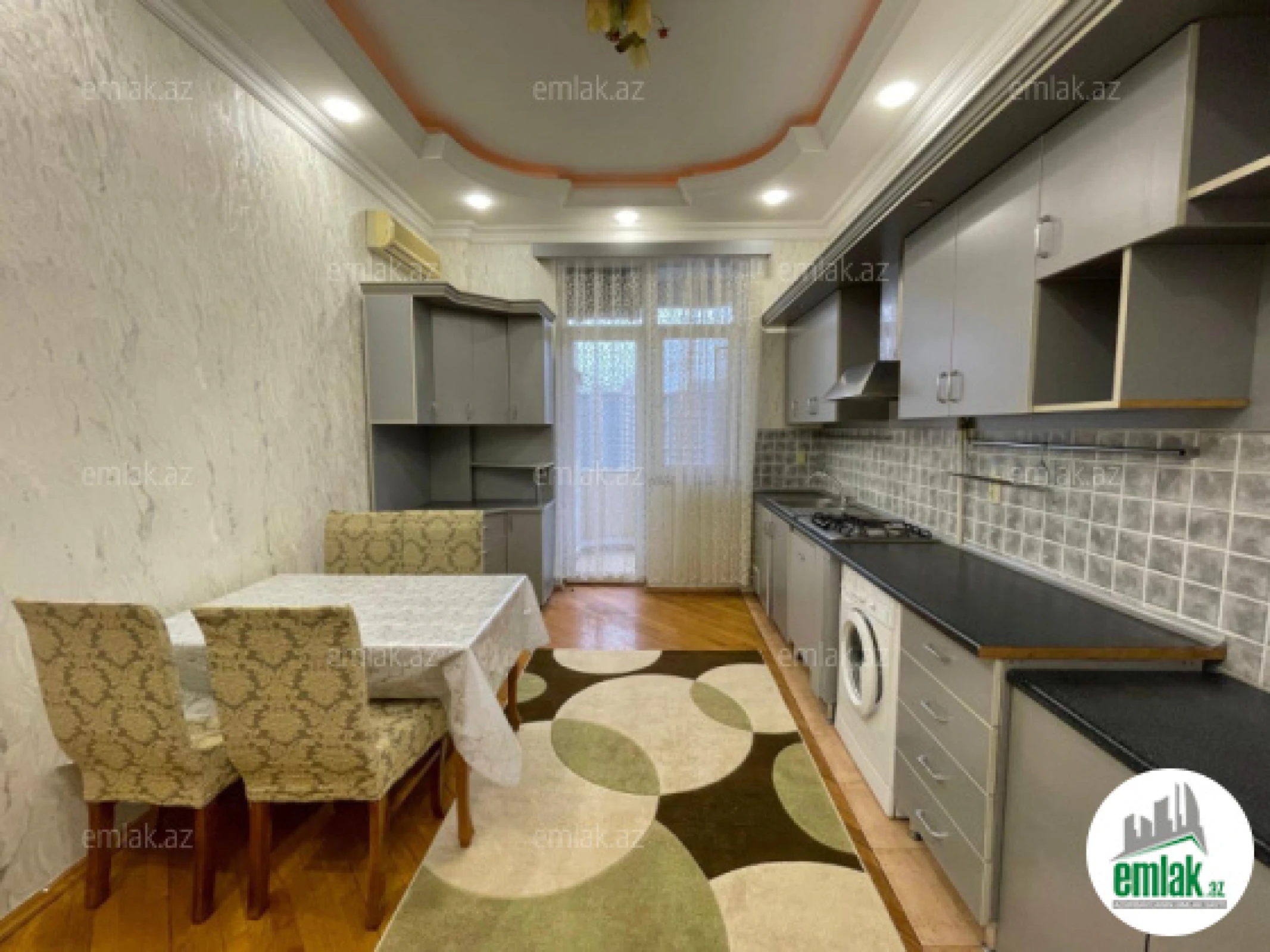 Satılır 3 otaqlı yeni tikili 145 m²