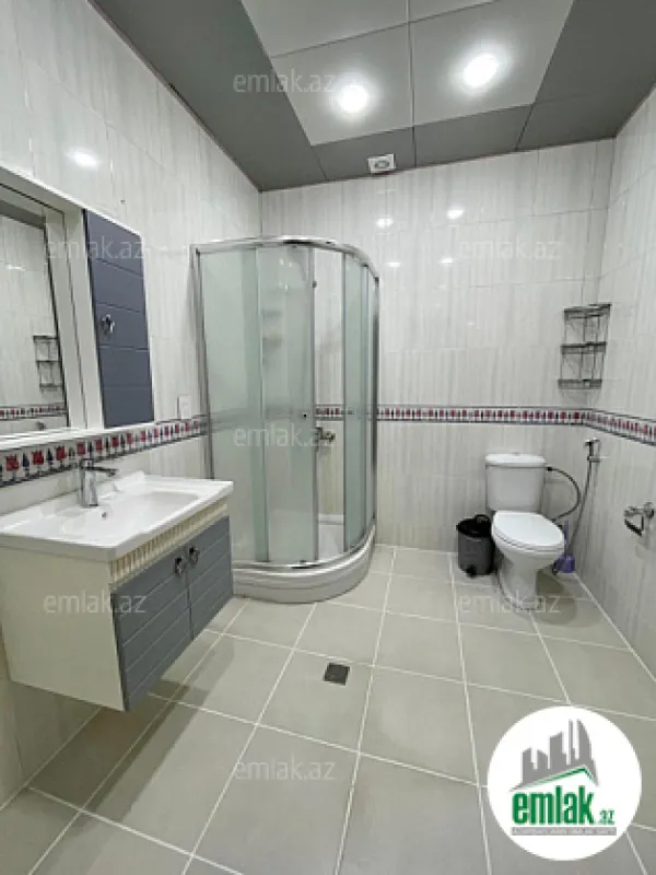 Satılır 3 otaqlı yeni tikili 145 m²