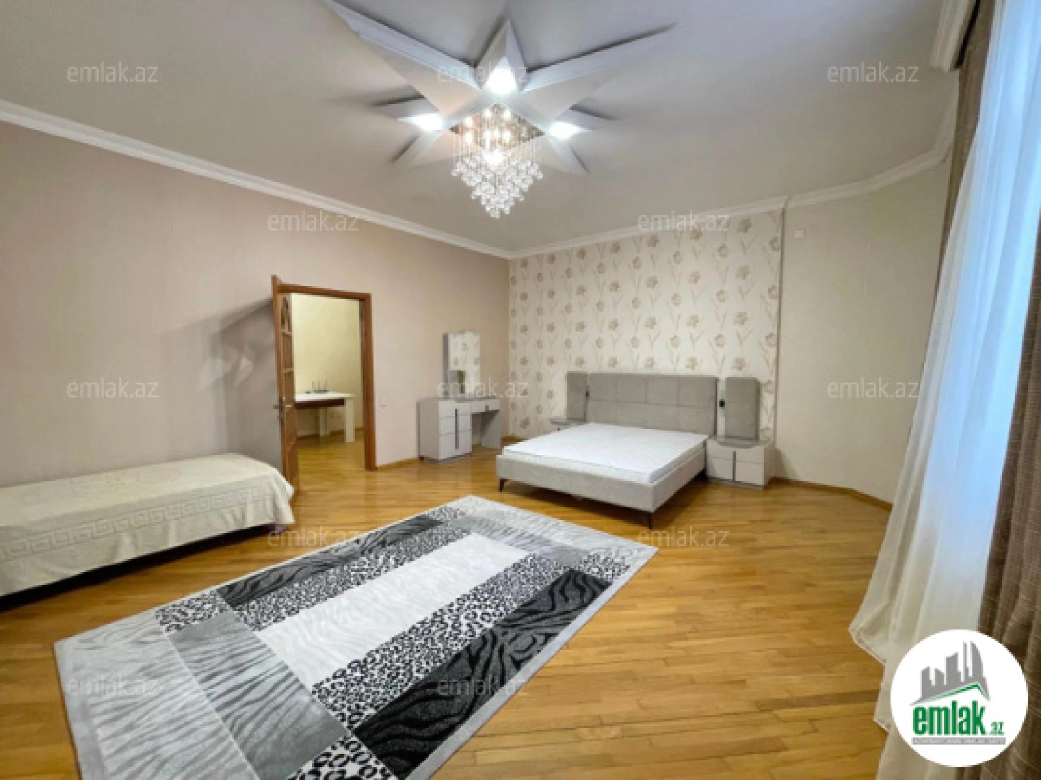 Satılır 3 otaqlı yeni tikili 145 m²