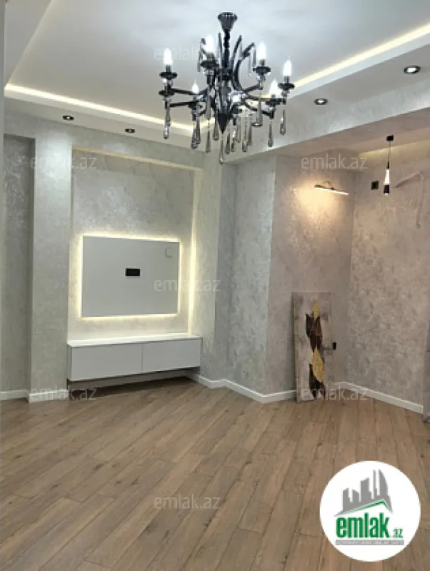 Satılır 3 otaqlı yeni tikili 83 m²