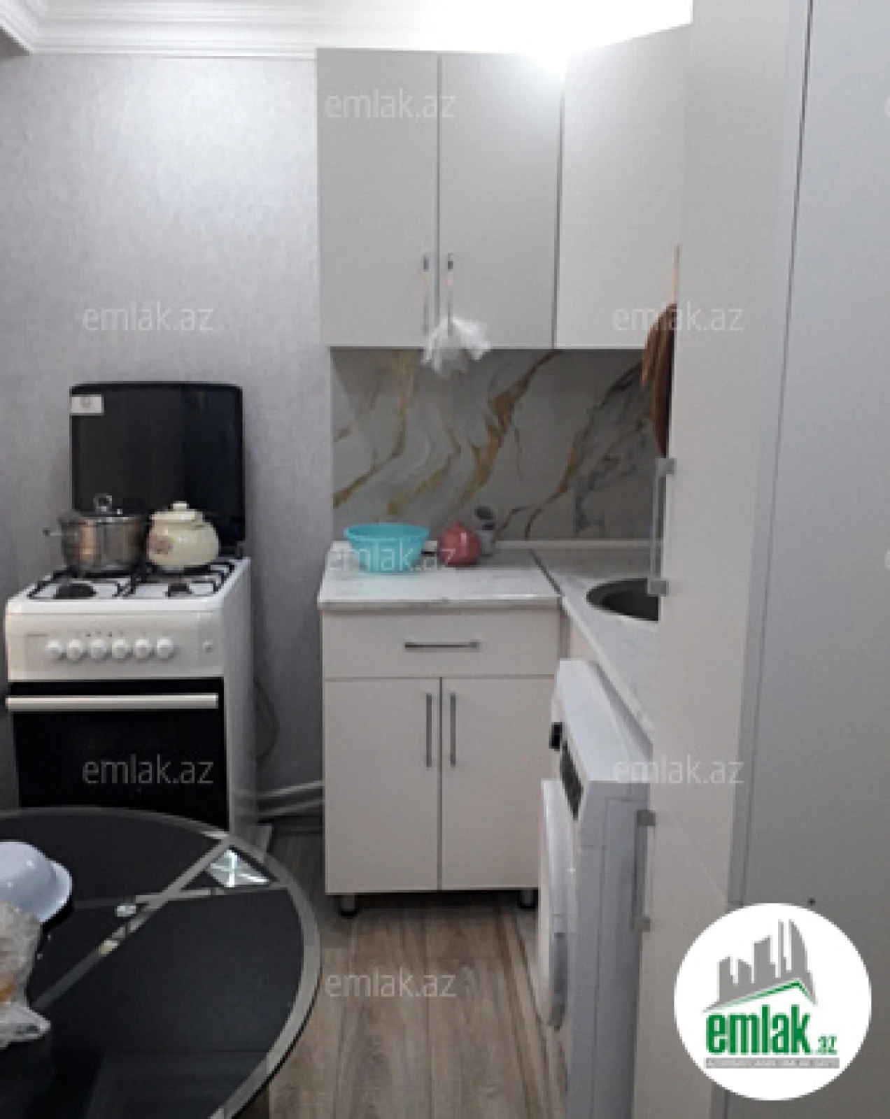 Satılır 3 otaqlı köhnə tikili 51 m²