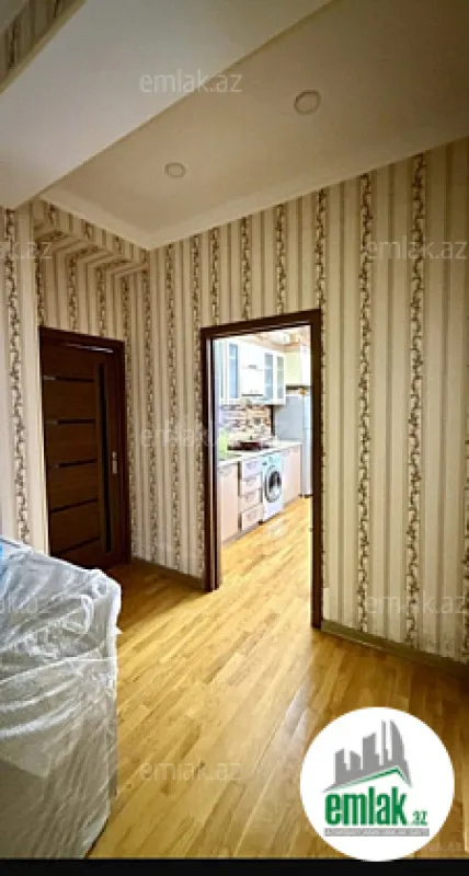 Satılır 3 otaqlı yeni tikili 105 m²