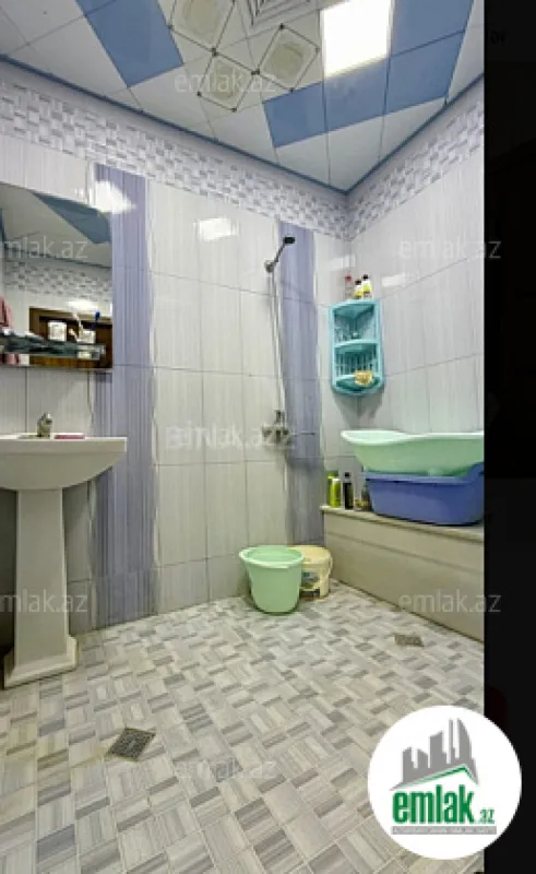 Satılır 3 otaqlı yeni tikili 105 m²