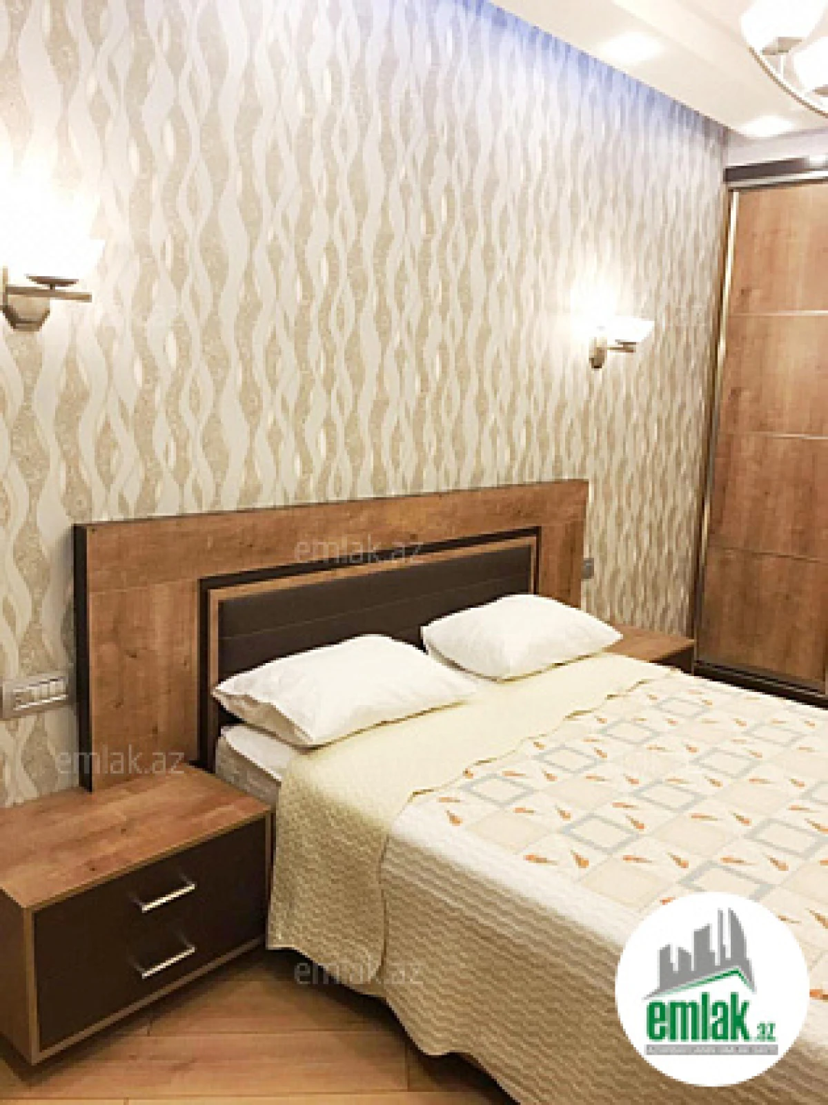 Satılır 2 otaqlı yeni tikili 78 m²