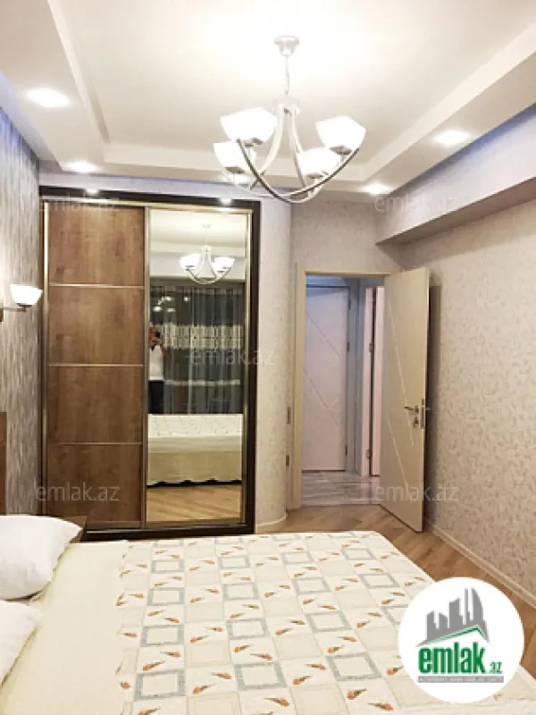 Satılır 2 otaqlı yeni tikili 78 m²