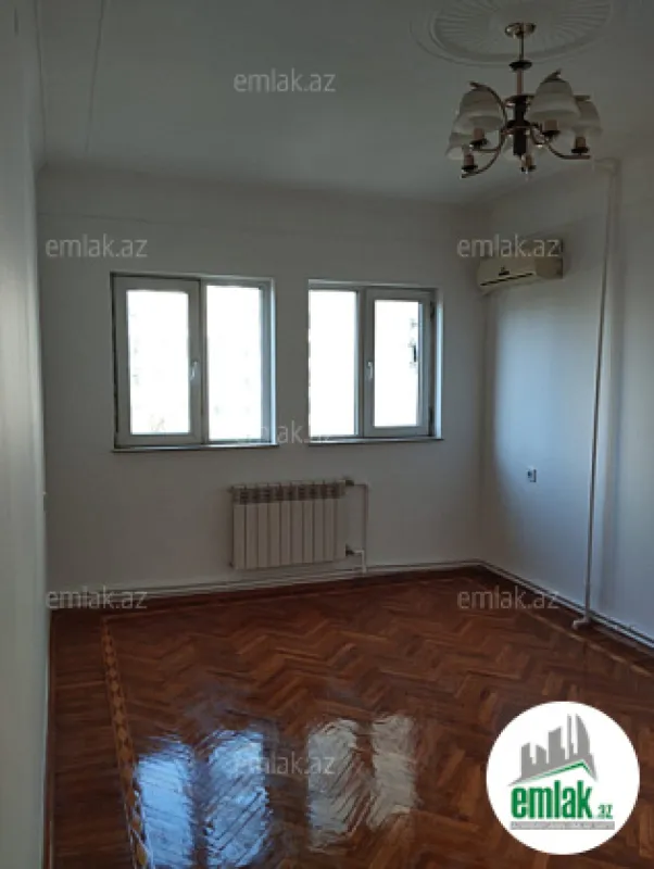 Satılır 3 otaqlı köhnə tikili 90 m²