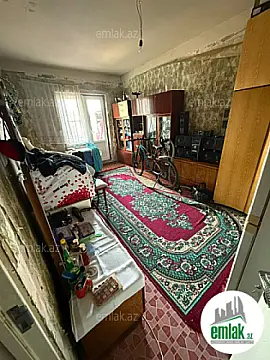 Satılır 4 otaqlı köhnə tikili 110 m² — Bakı 4 otaq 110.00 m²