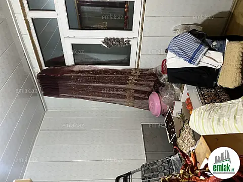 Satılır 2 otaqlı köhnə tikili 45 m²