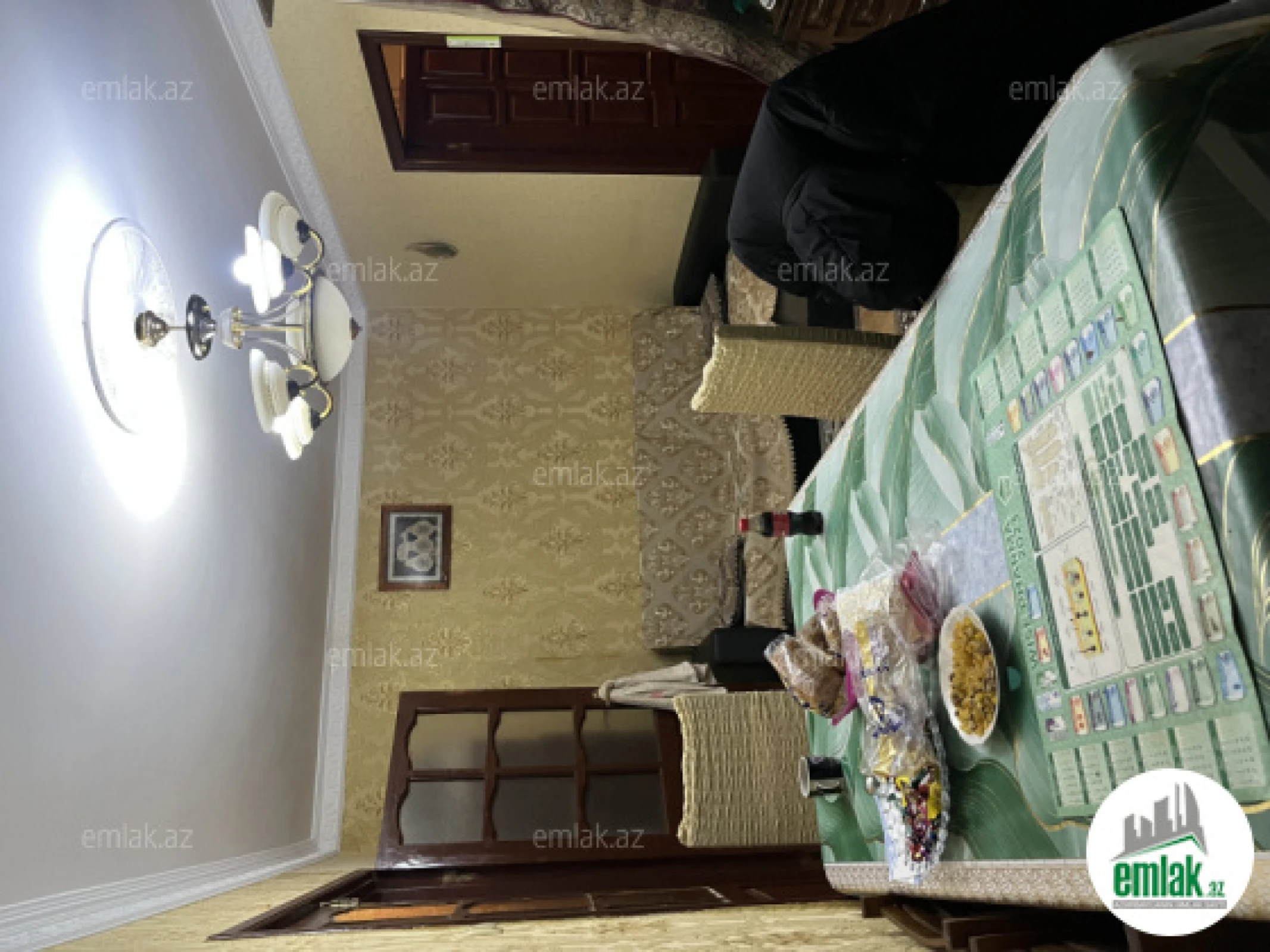 Satılır 2 otaqlı köhnə tikili 45 m²