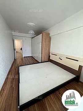 Satılır 2 otaqlı köhnə tikili 75 m²