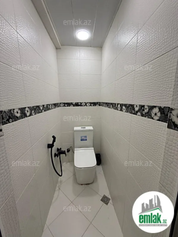 Satılır 2 otaqlı köhnə tikili 75 m²