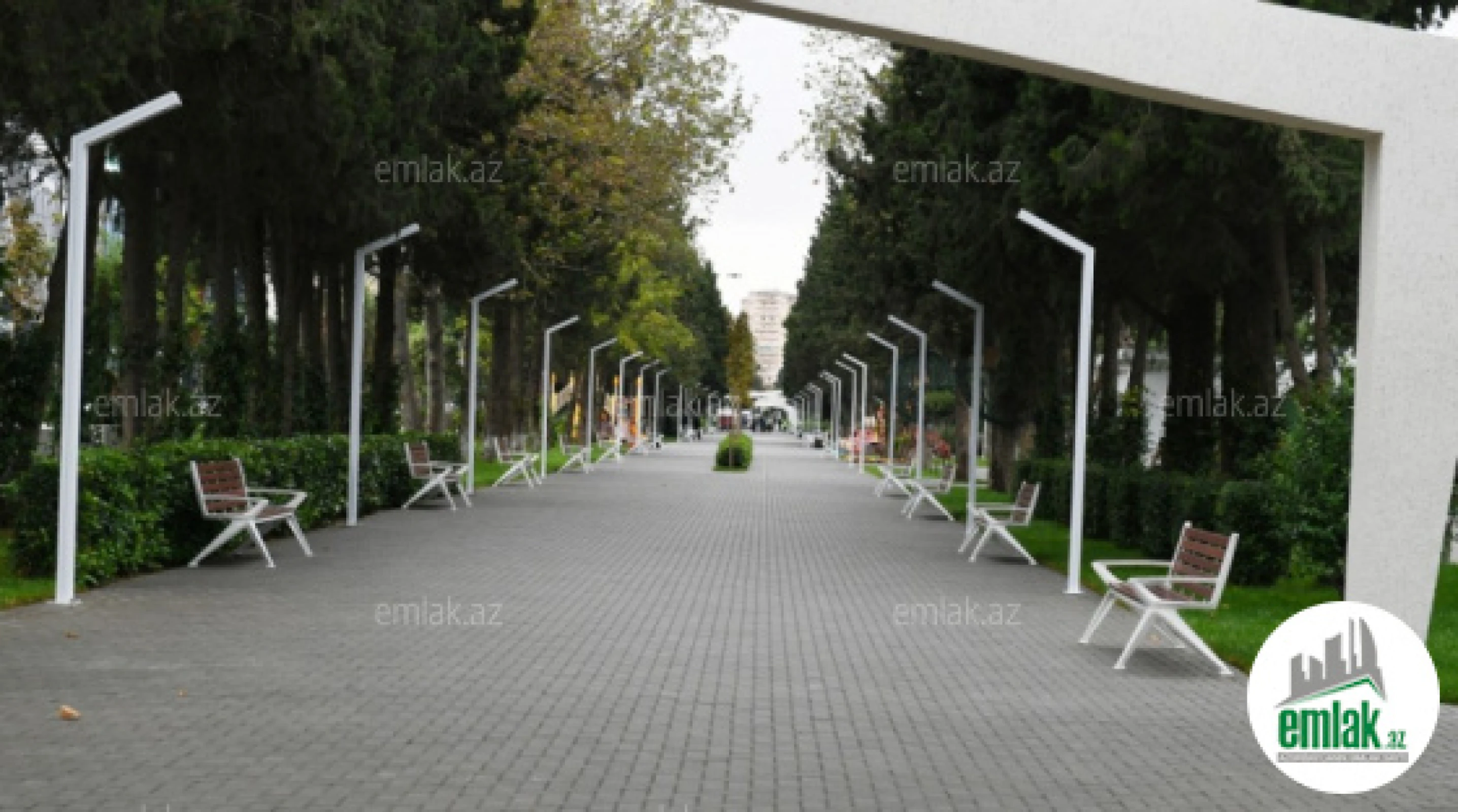 Satılır 2 otaqlı köhnə tikili 75 m²