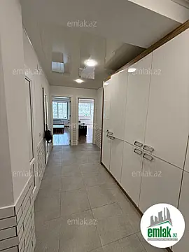 Satılır 2 otaqlı köhnə tikili 75 m²