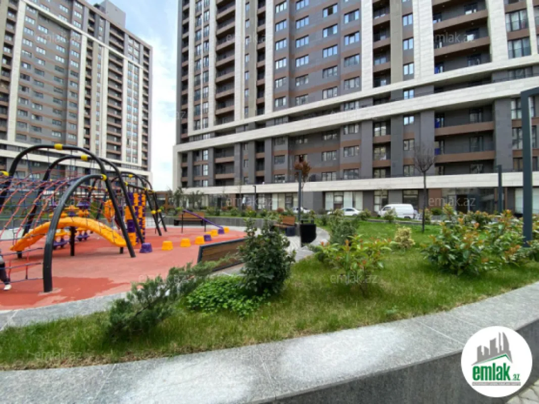 Satılır 3 otaqlı yeni tikili 95 m²