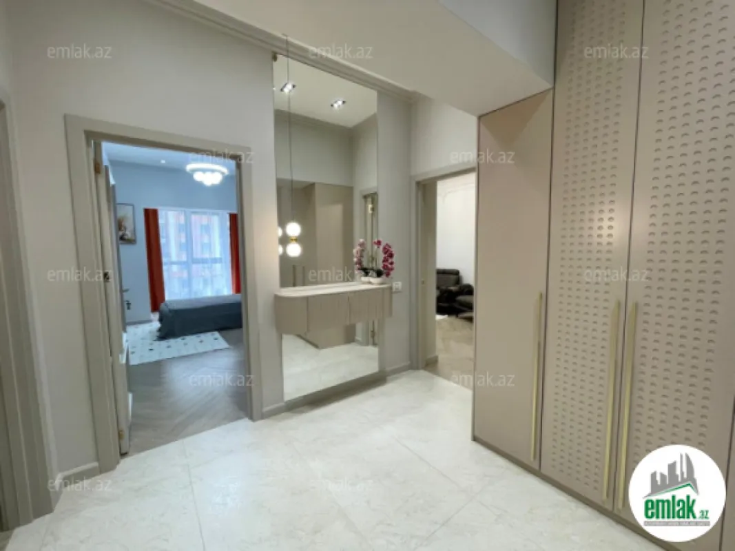 Satılır 3 otaqlı yeni tikili 95 m²