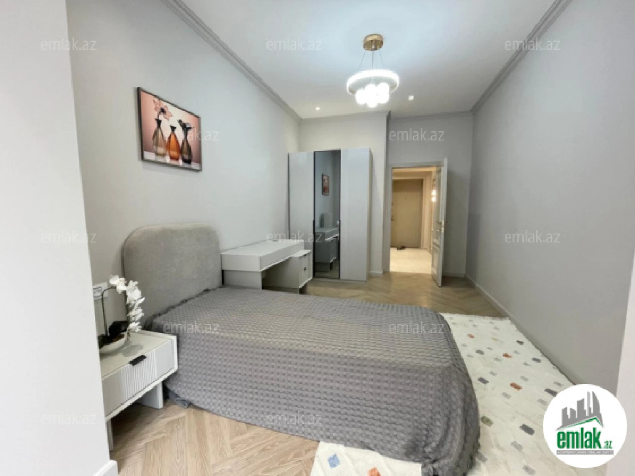 Satılır 3 otaqlı yeni tikili 95 m²