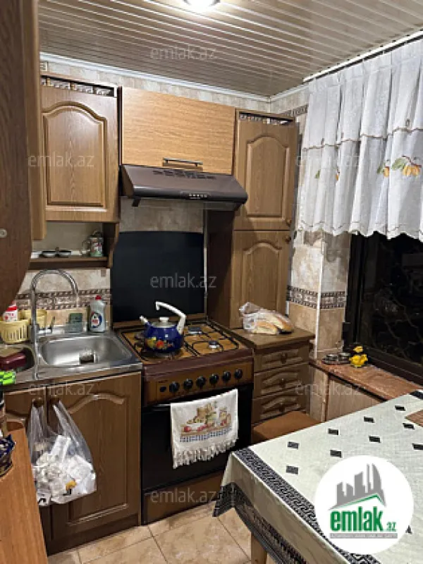 Satılır 3 otaqlı köhnə tikili 58 m²