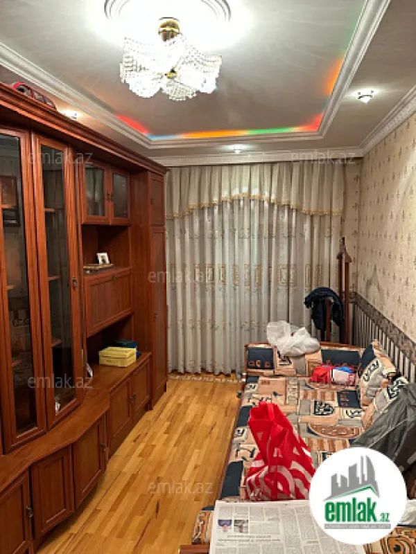 Satılır 3 otaqlı köhnə tikili 58 m²