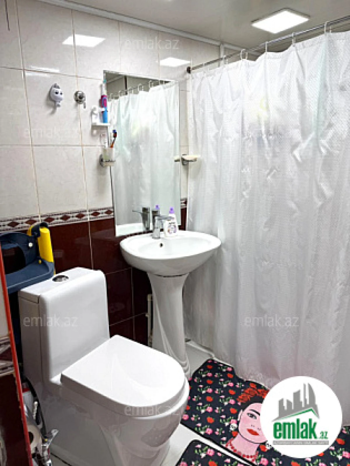 Satılır 2 otaqlı köhnə tikili 45 m²