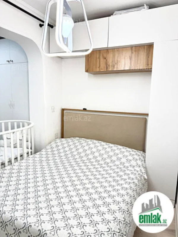 Satılır 2 otaqlı köhnə tikili 45 m²