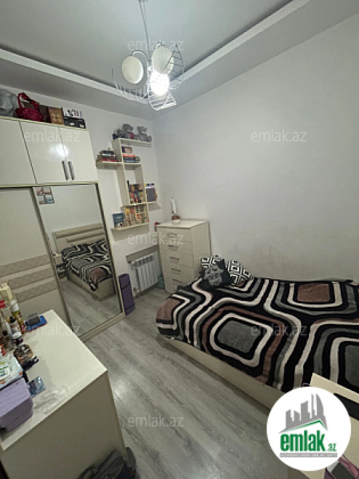 Satılır 3 otaqlı yeni tikili 70 m²