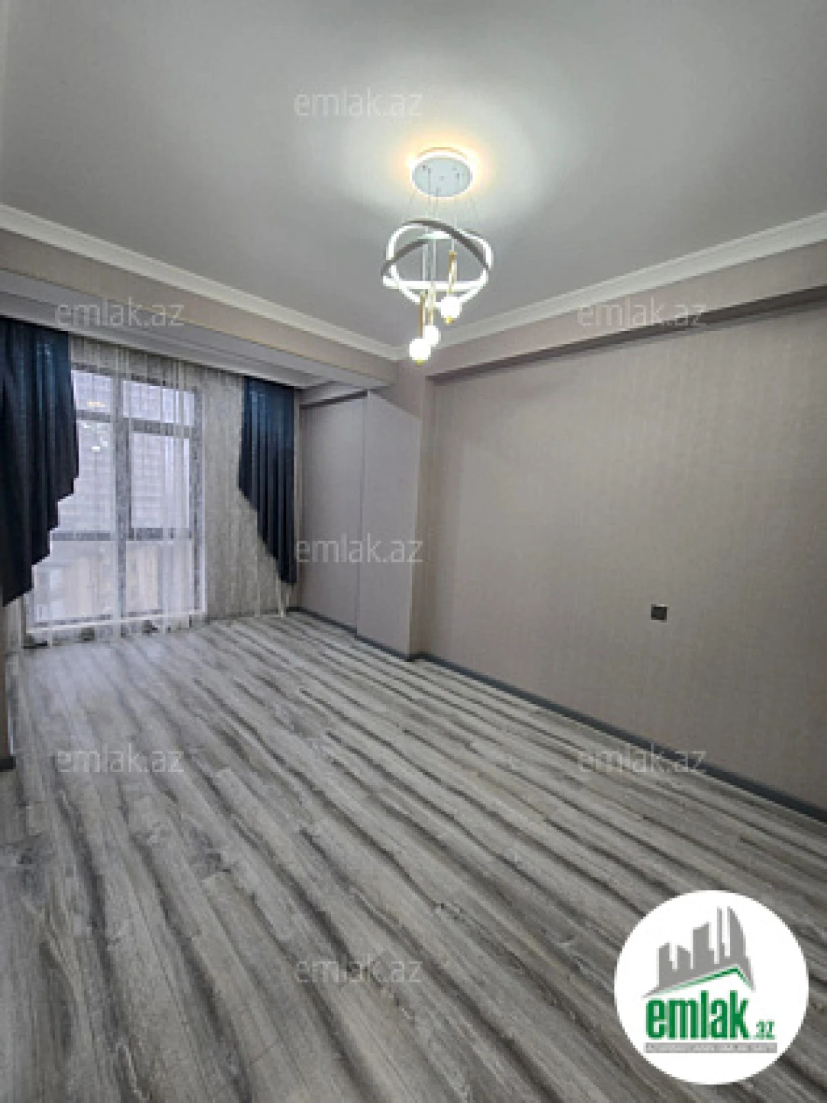Satılır 2 otaqlı yeni tikili 85 m²