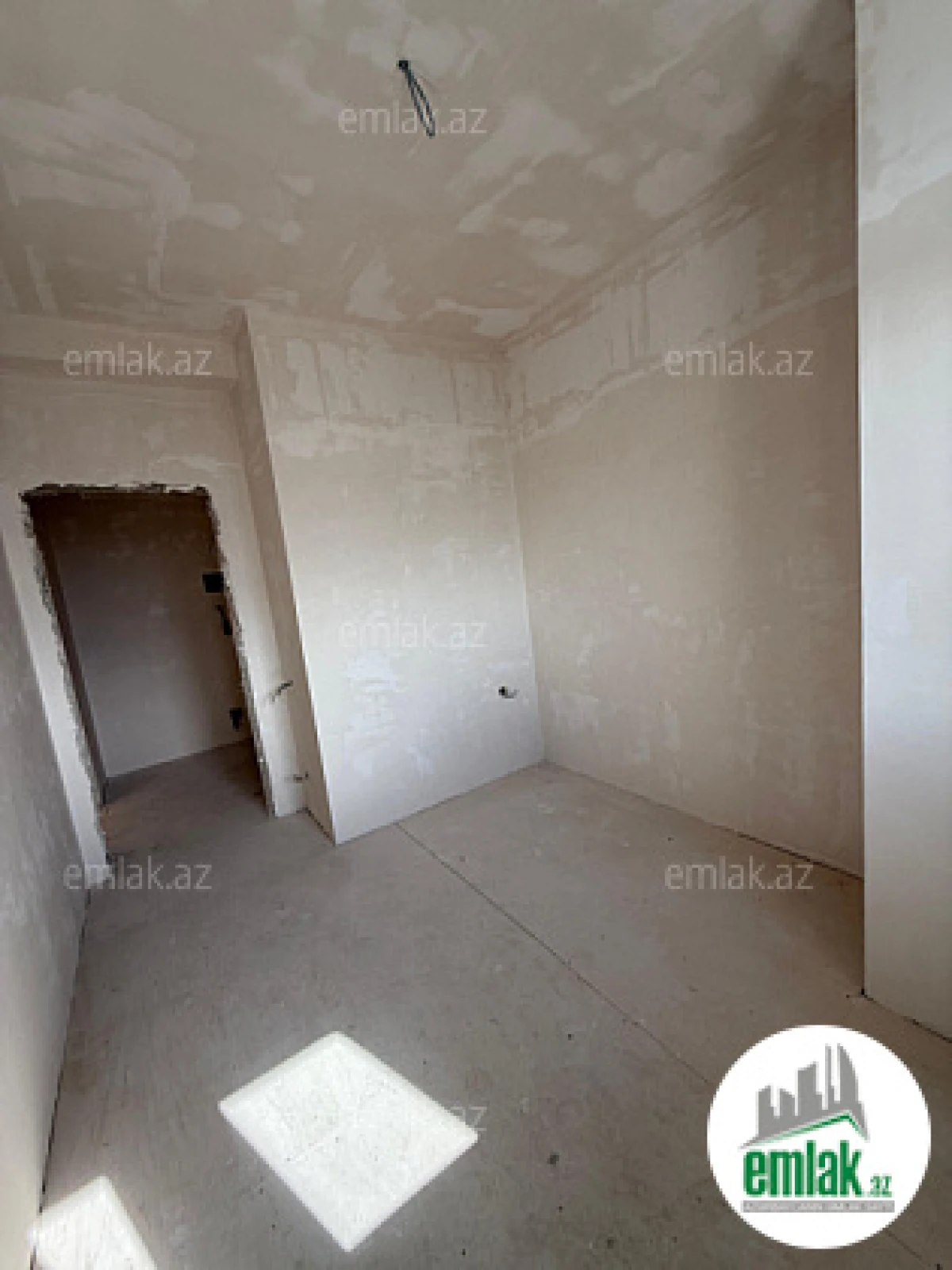 Satılır 3 otaqlı yeni tikili 78 m²