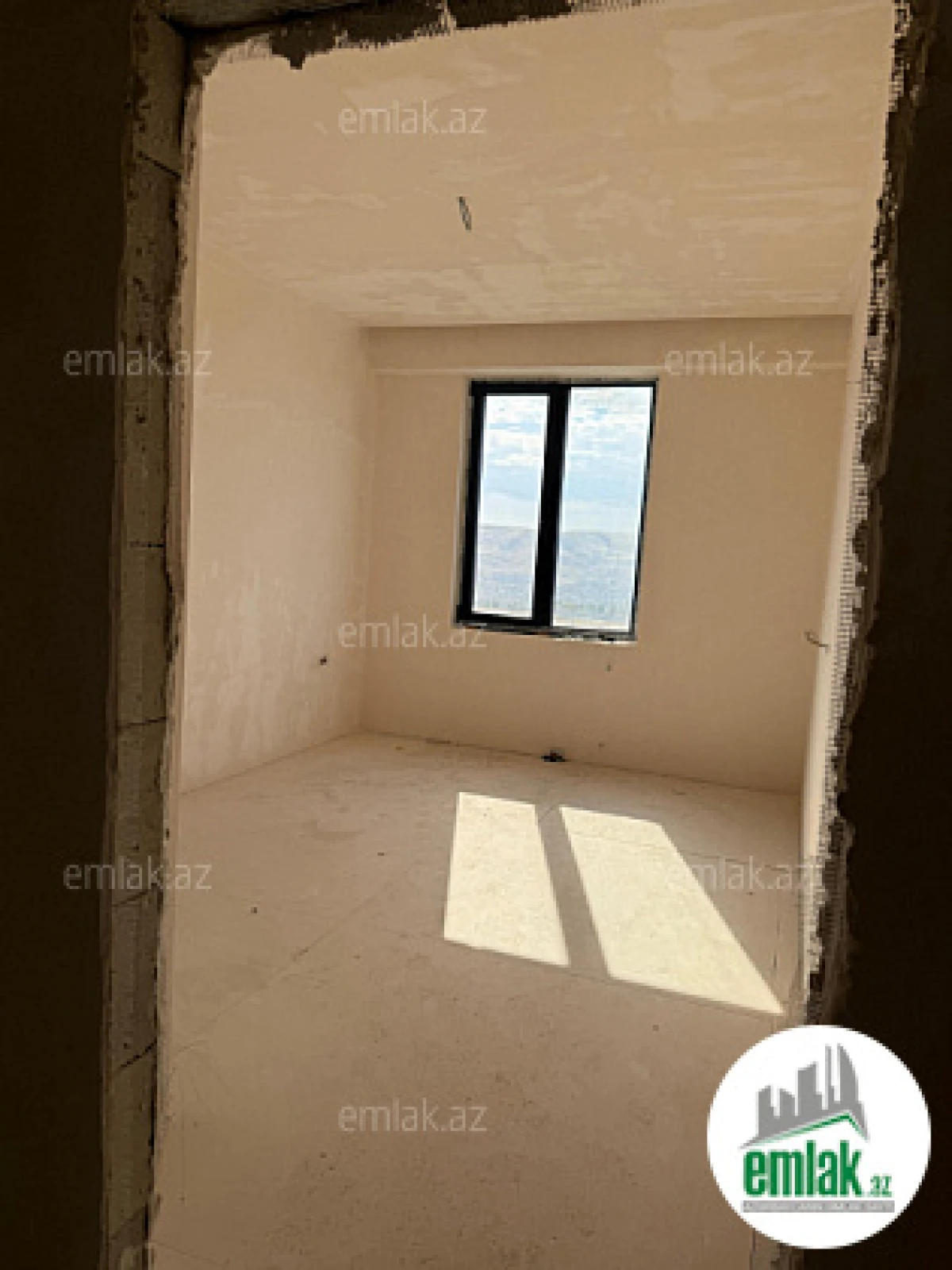 Satılır 3 otaqlı yeni tikili 78 m²