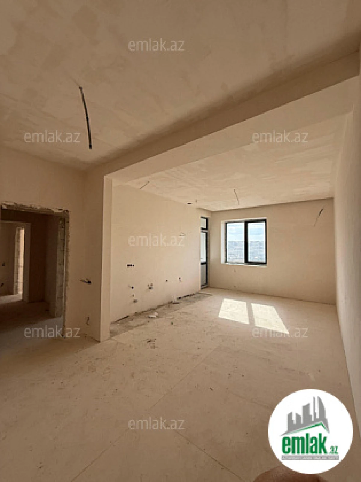 Satılır 3 otaqlı yeni tikili 78 m²