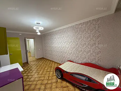 Satılır 3 otaqlı köhnə tikili 60 m²