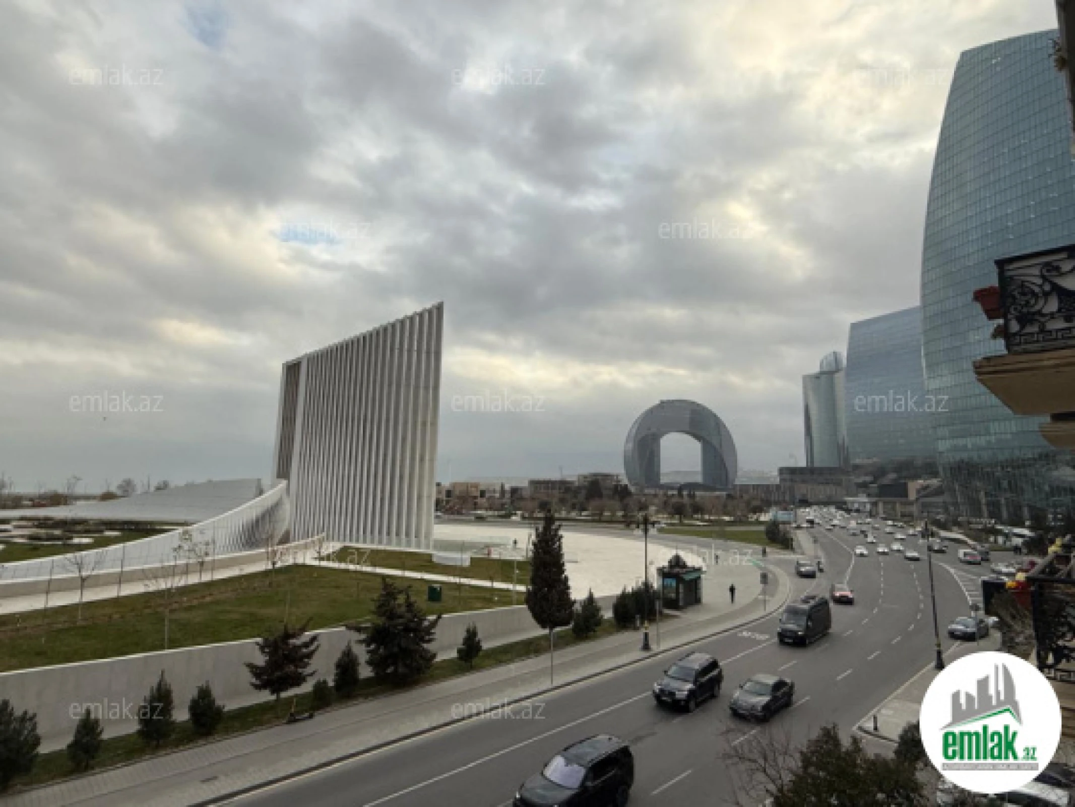 Satılır 3 otaqlı köhnə tikili 60 m²